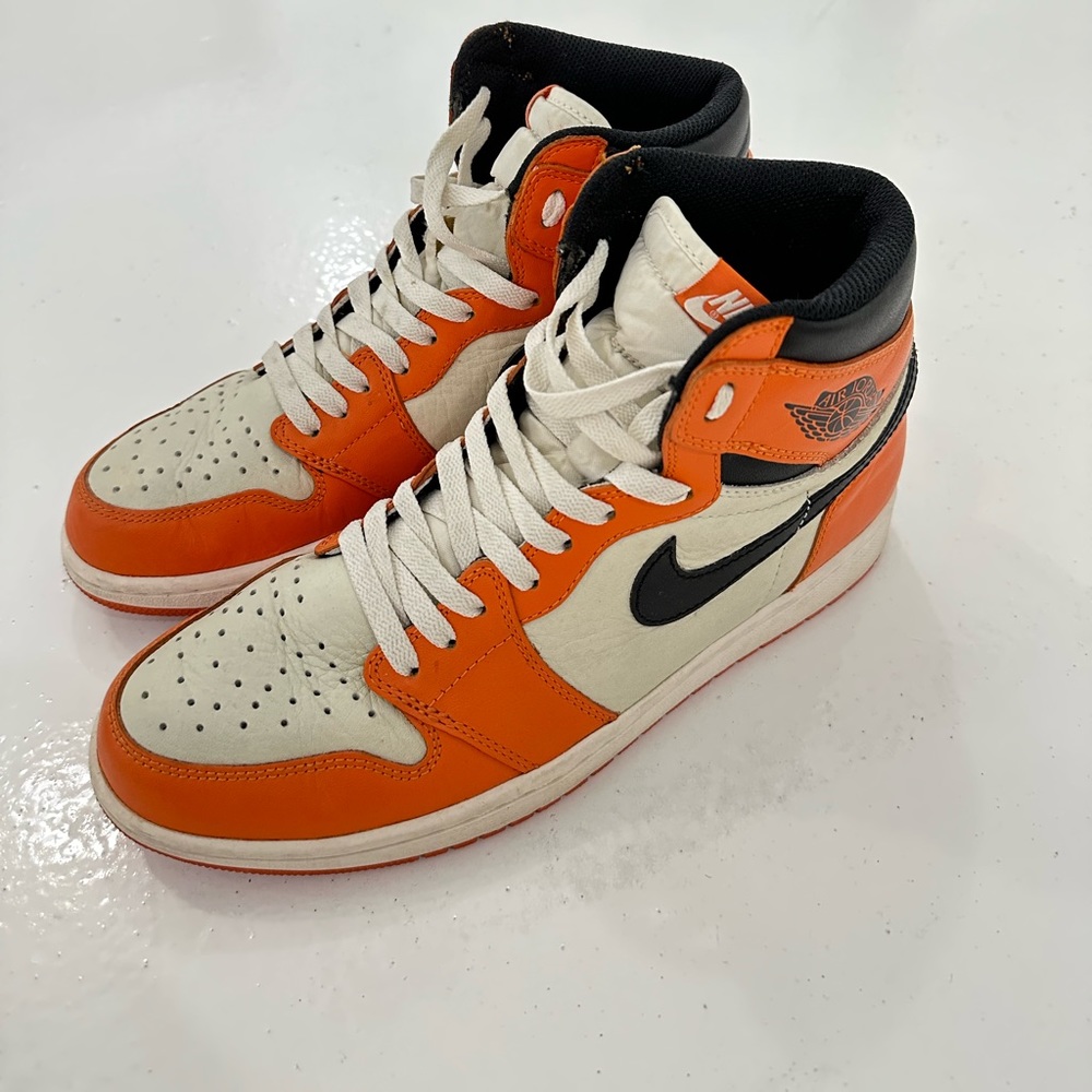 Air Jordan 1 Retro High OG 'Shattered Backboard Away'